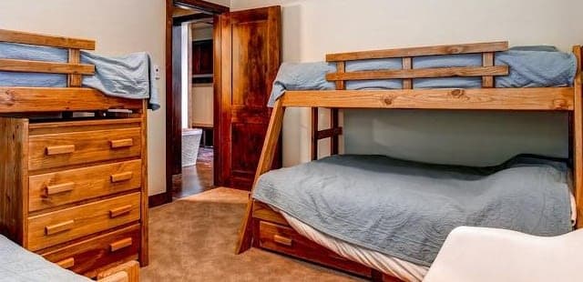 Cawha Outlook Chalet