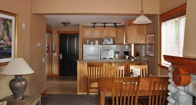 Lizard Creek Lodge