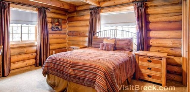 Snowshoe Retreat