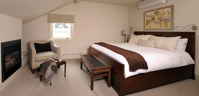 Hotel Columbia