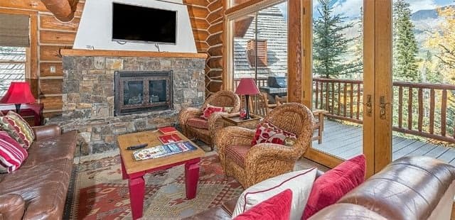 Smuggler Cabin