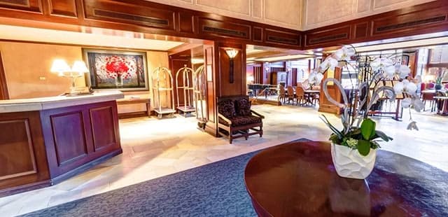 Rimrock Resort Hotel