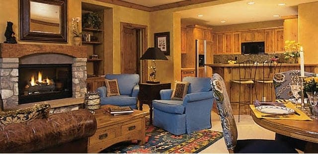 Elkhorn Lodge