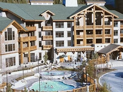 First Tracks Lodge