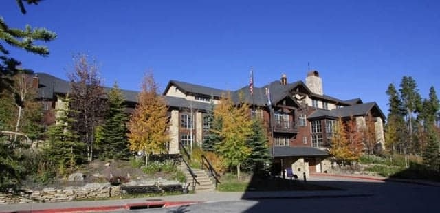 Grand Timber Lodge