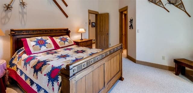 Mountain Bear Lodge