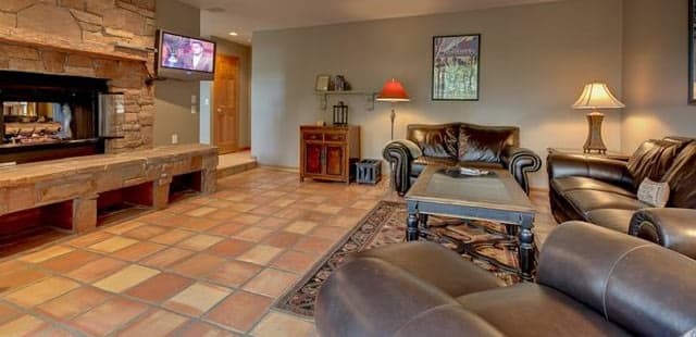2422 Queen Esther Drive