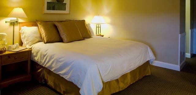 Grand Summit Hotel