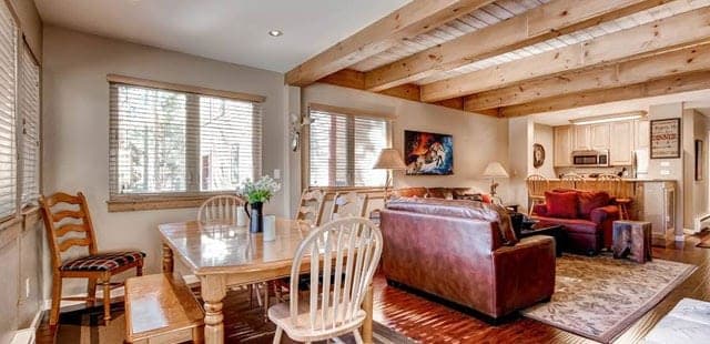Snodallion Condos
