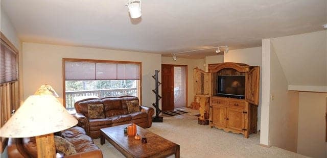 72 Clubhouse