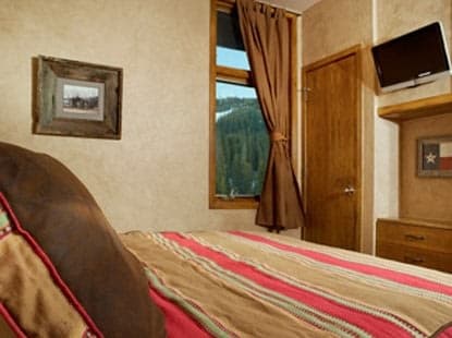River Bank Lodge