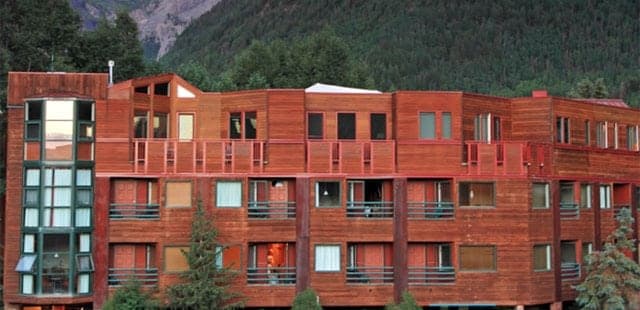 Ice House Lodge