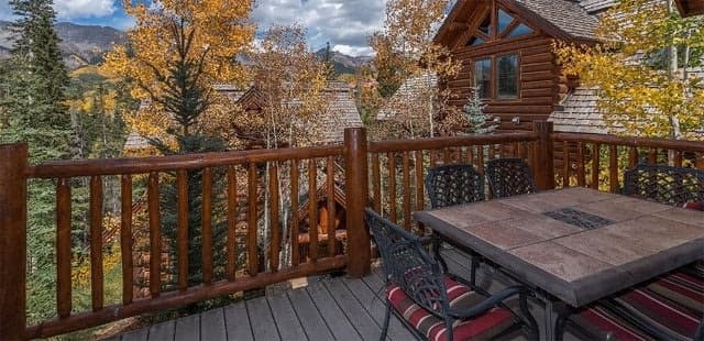 Smuggler Cabin