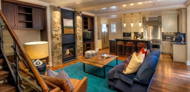 Auberge Residences at Element 52