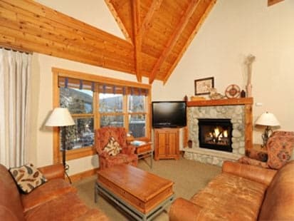 Cabin in the Pines
