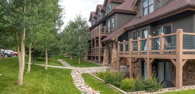 Highland Greens Townhomes