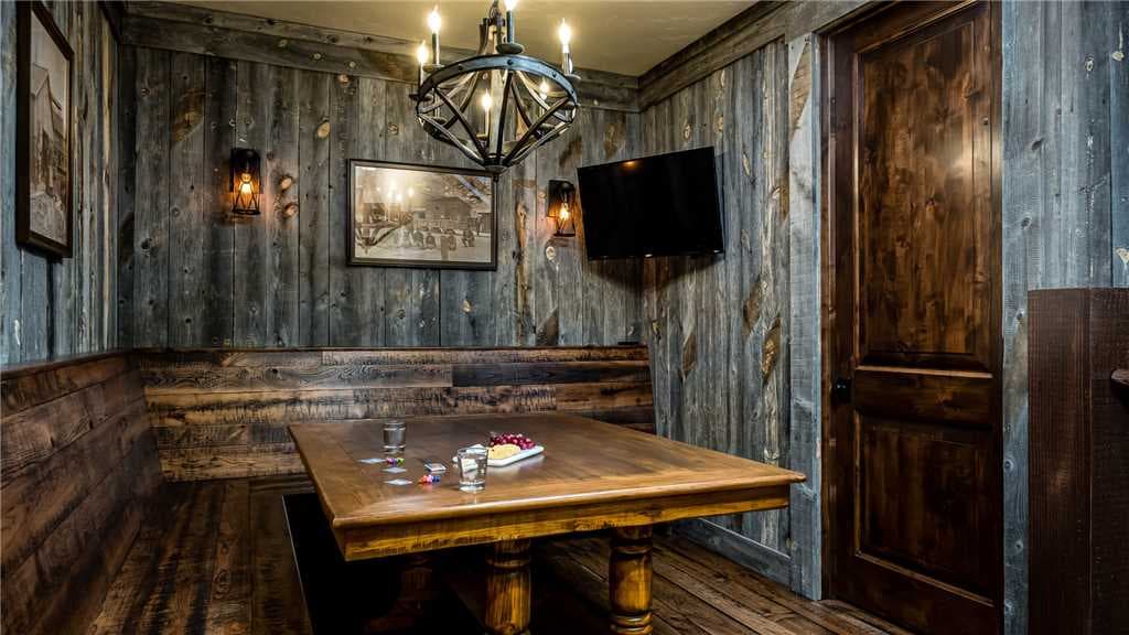 Appaloosa Mountain Lodge