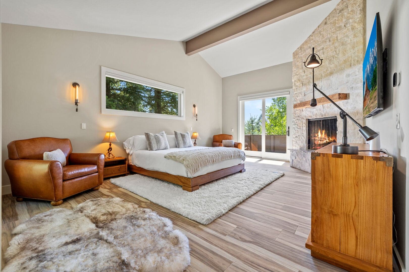 Master Bedroom View From Entry