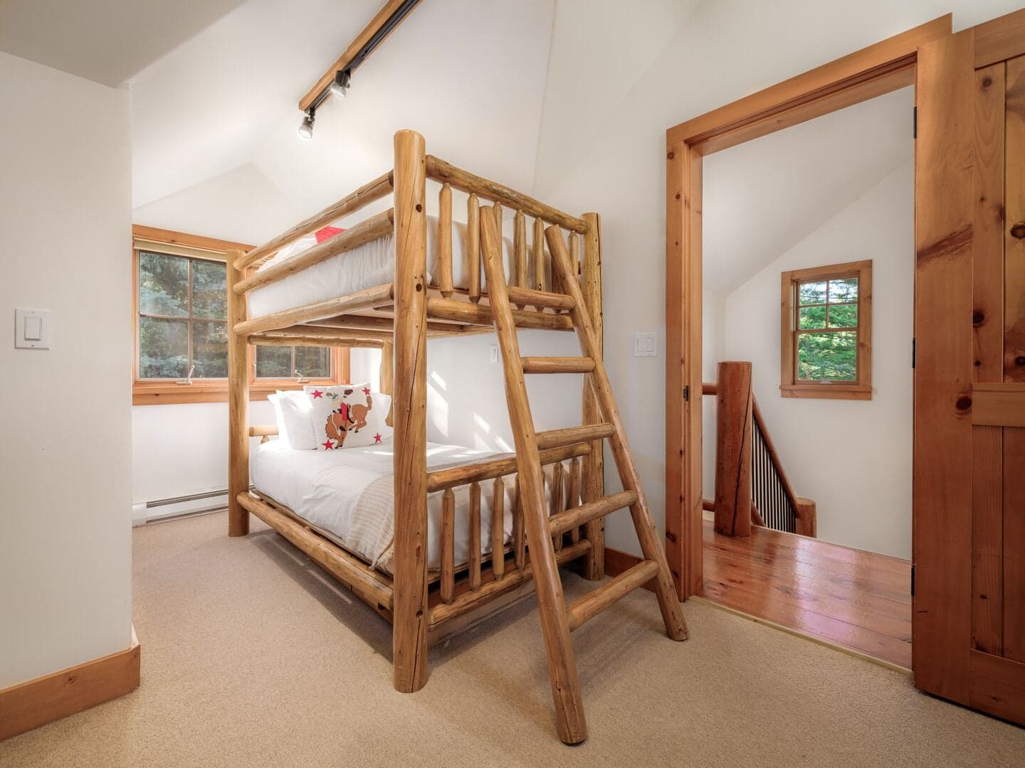 Queen and Bunk Bedroom w/ TV (Third Level)