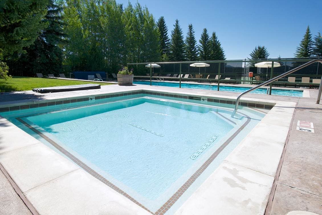 Sundance Tennis and Swim Club