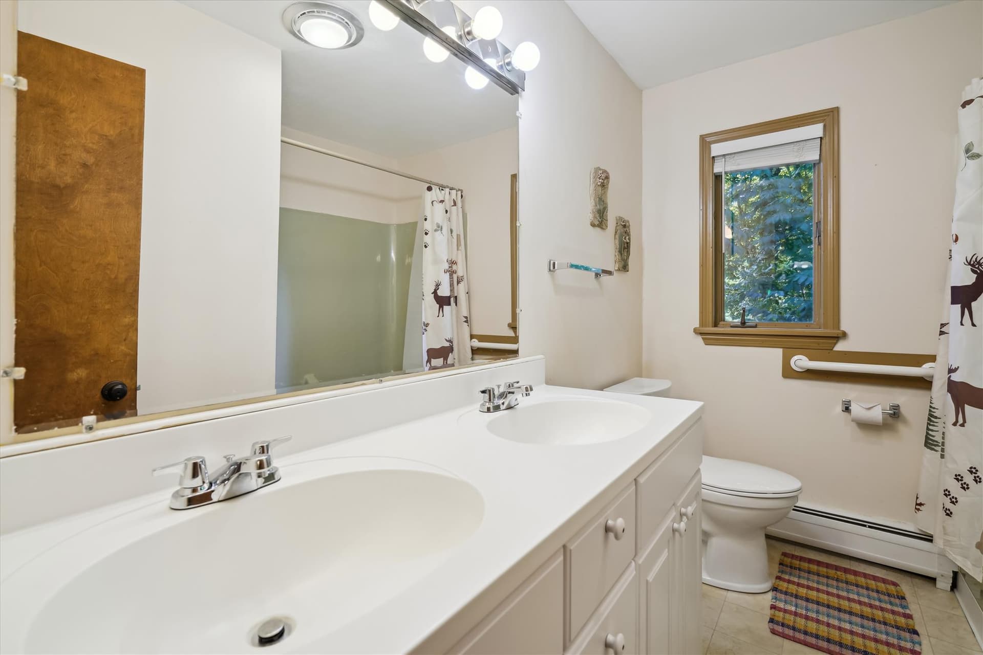 Full bathroom on upper floor.  Main living space