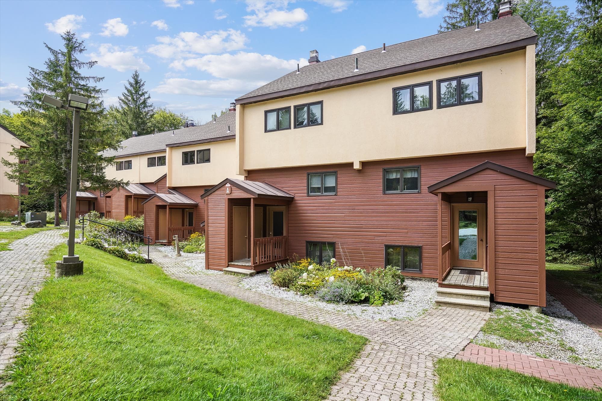Welcome to Edgemont.  B building starts in the middle of this A/B grouping