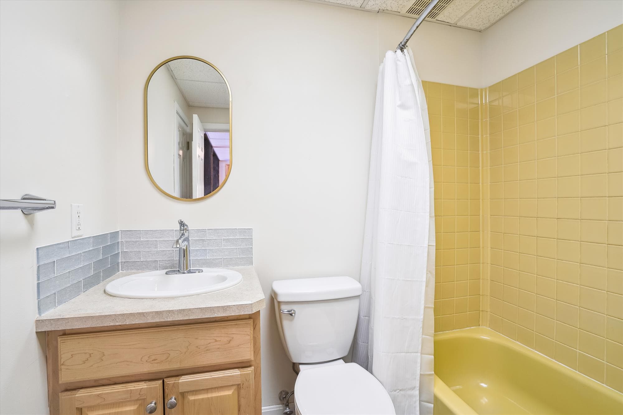 Full bathroom.