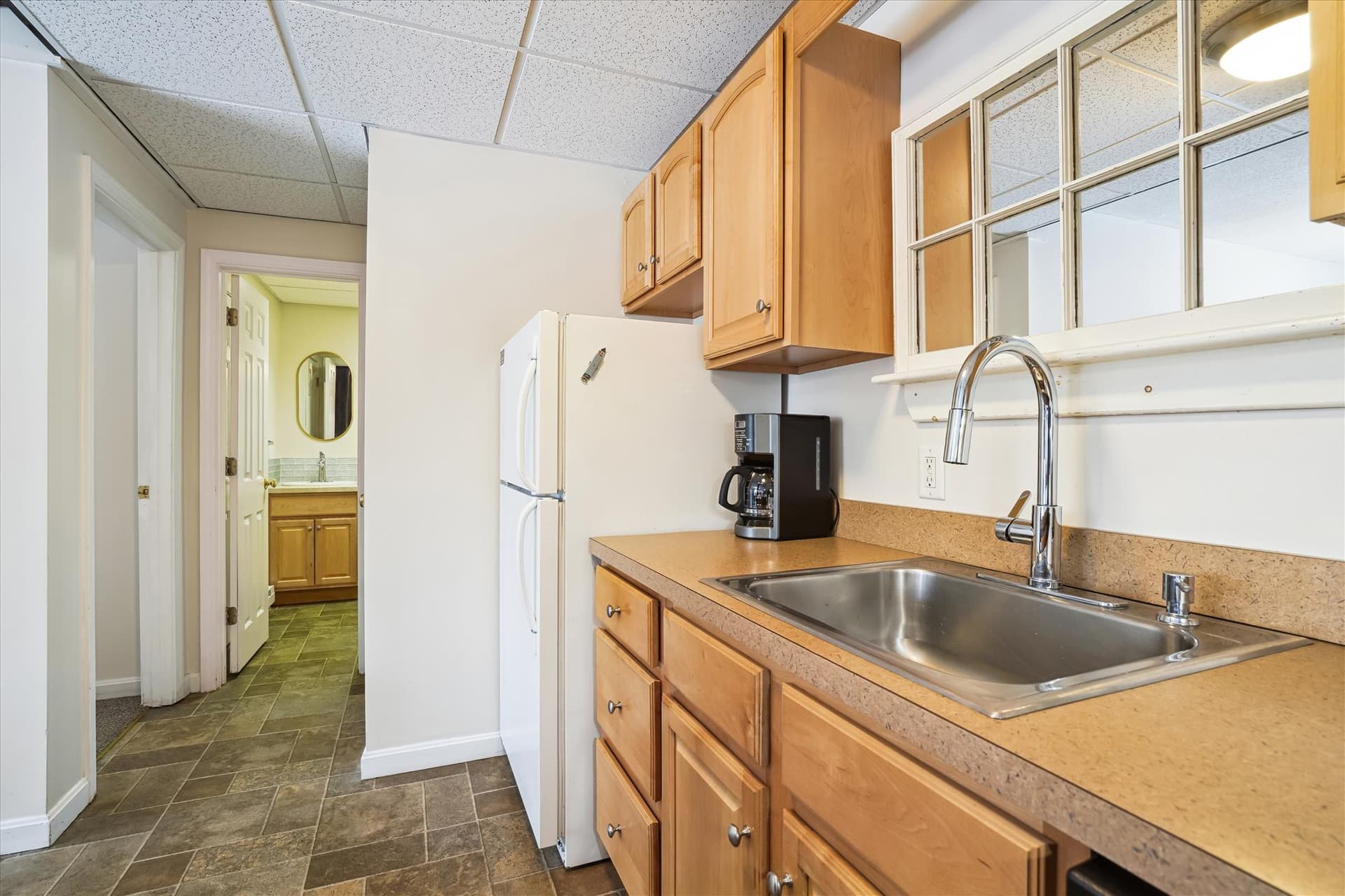 Modern kitchen.