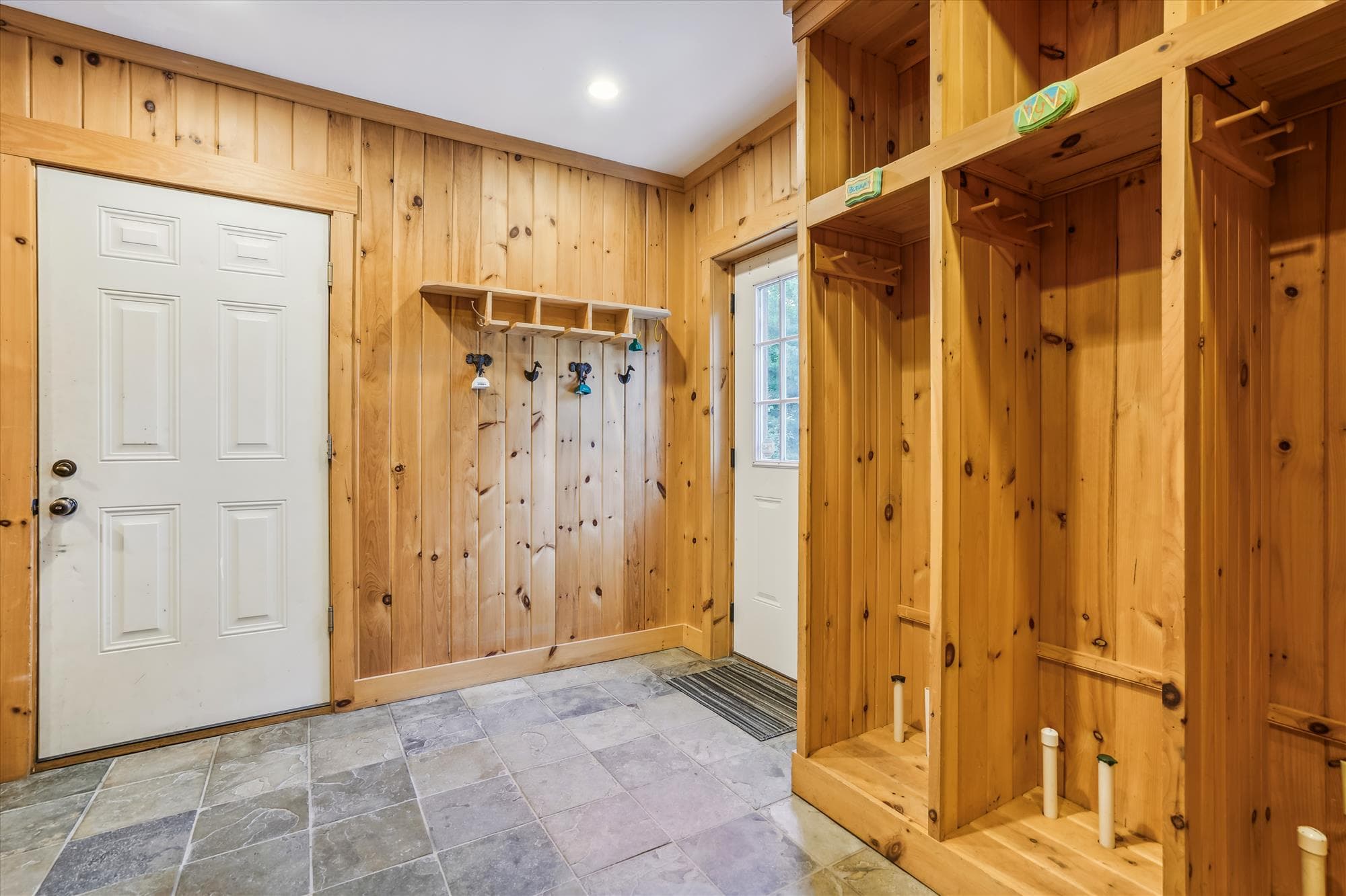 Ski lockers, and plenty of room for your gear.