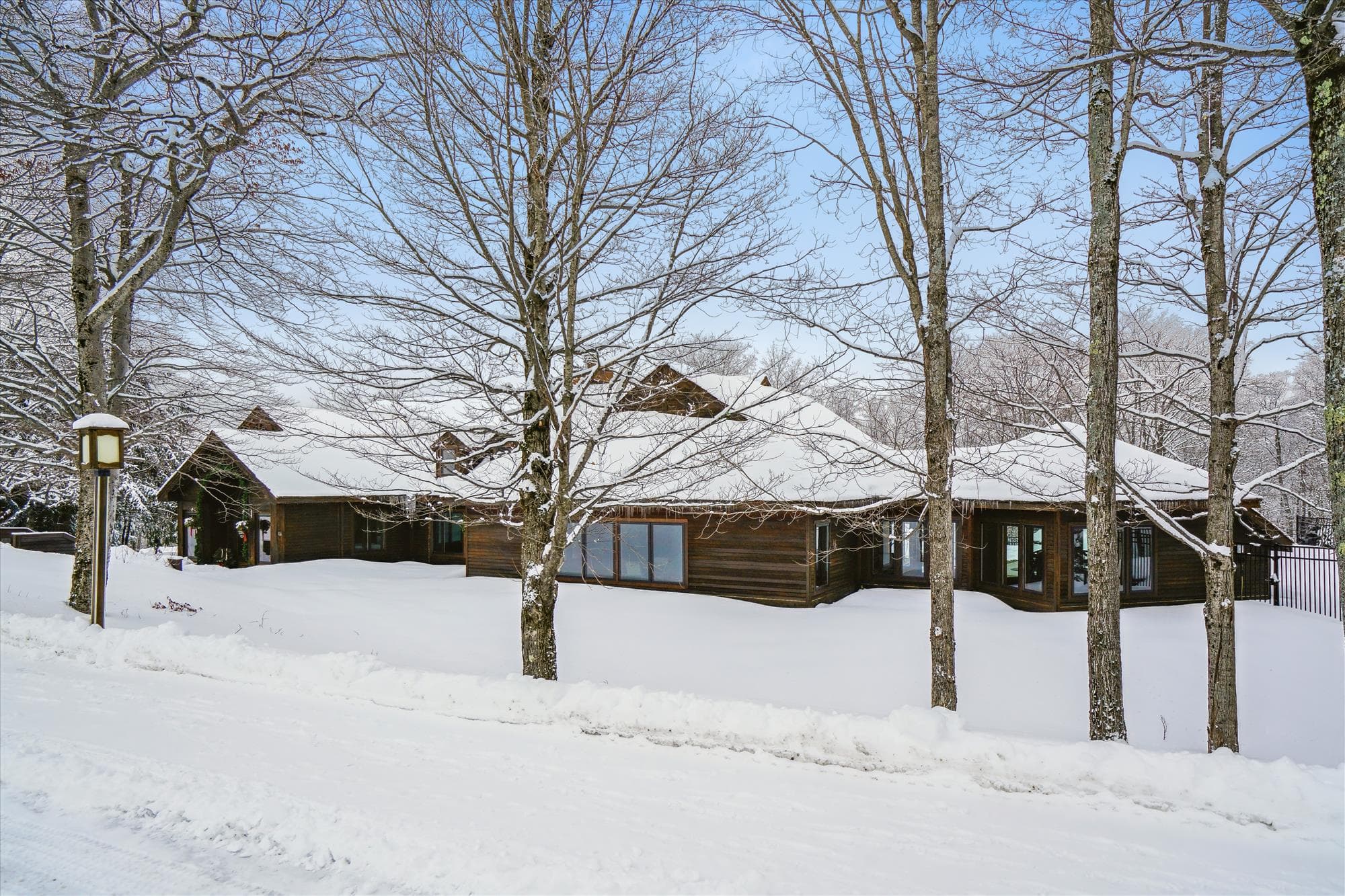 Guests have access to the Highridge Sports Center featuring indoor recreation and relaxation amenities.