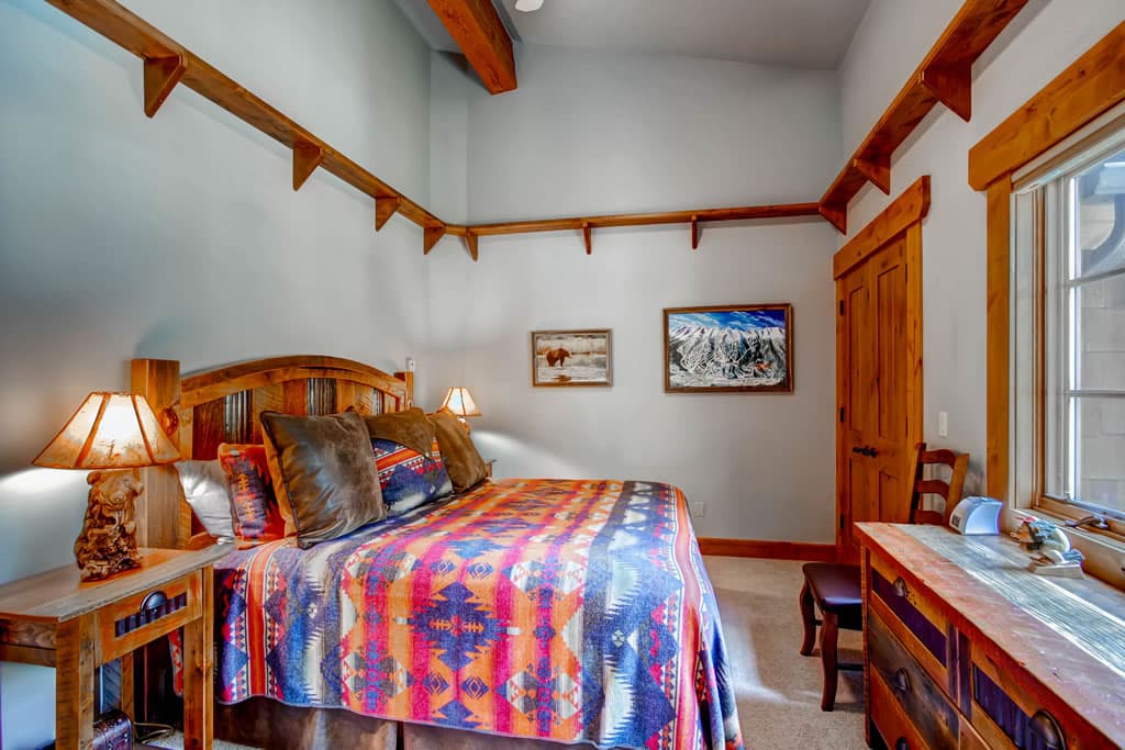 Bedroom - Hatari Lodge - Breckenridge Vacation Rental