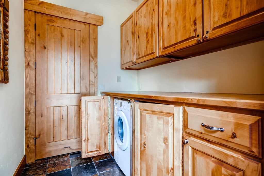 Laundry - Hatari Lodge - Breckenridge Vacation Rental
