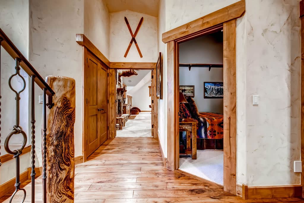 Entry - Hatari Lodge - Breckenridge Vacation Rental