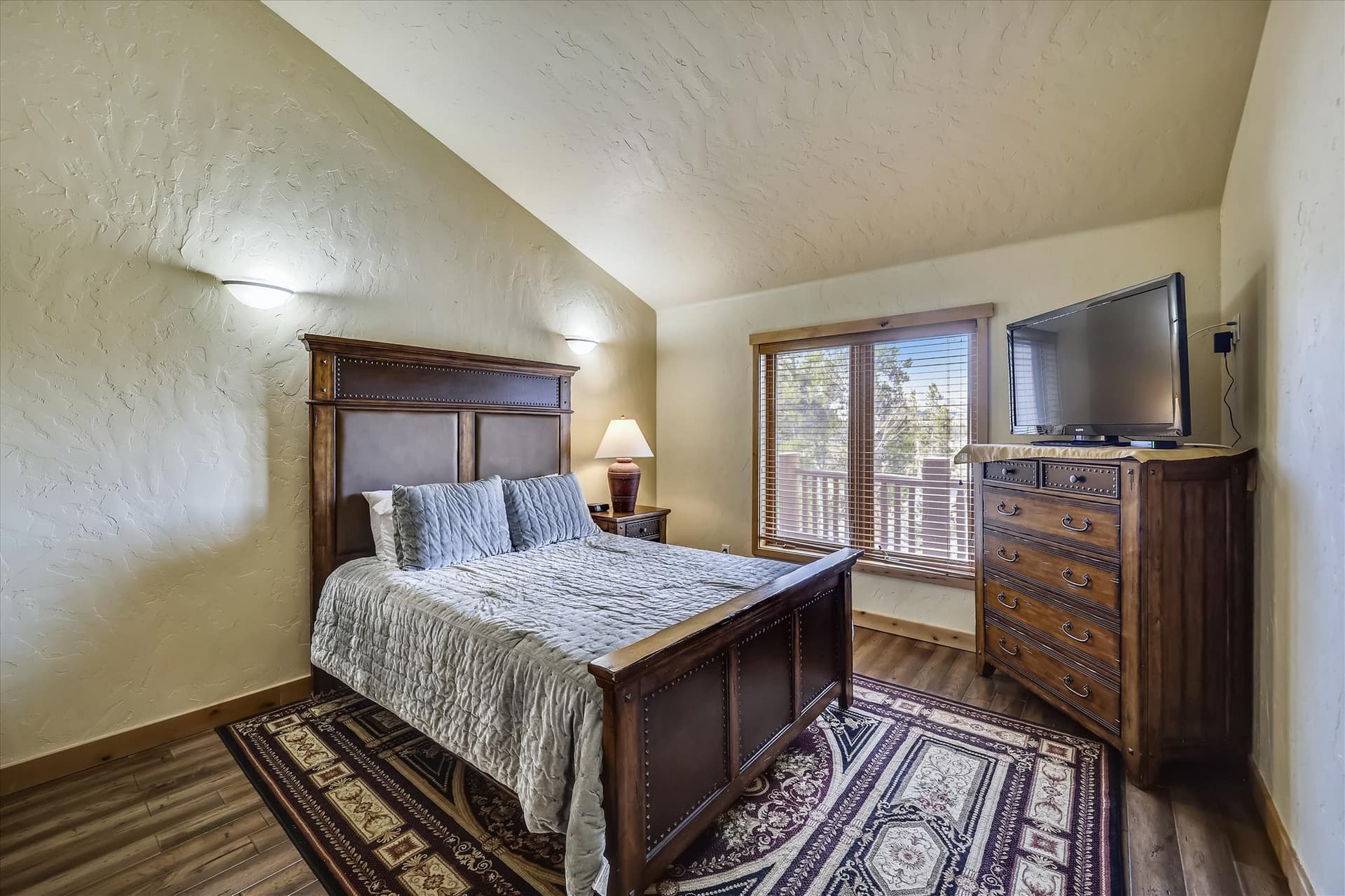 Bedroom - Highfield Trail - Breckenridge Vacation Rental