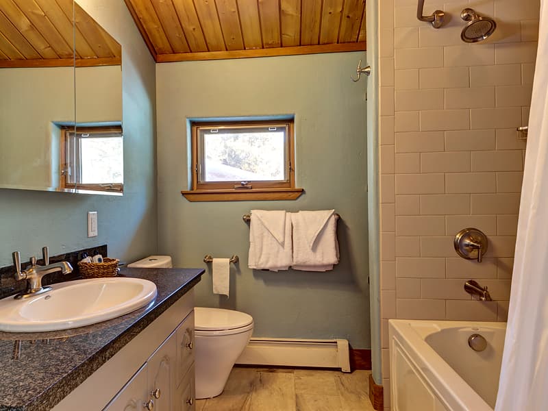 Bathroom - Lodge at Boreas Pass - Breckenridge Vacation Renal