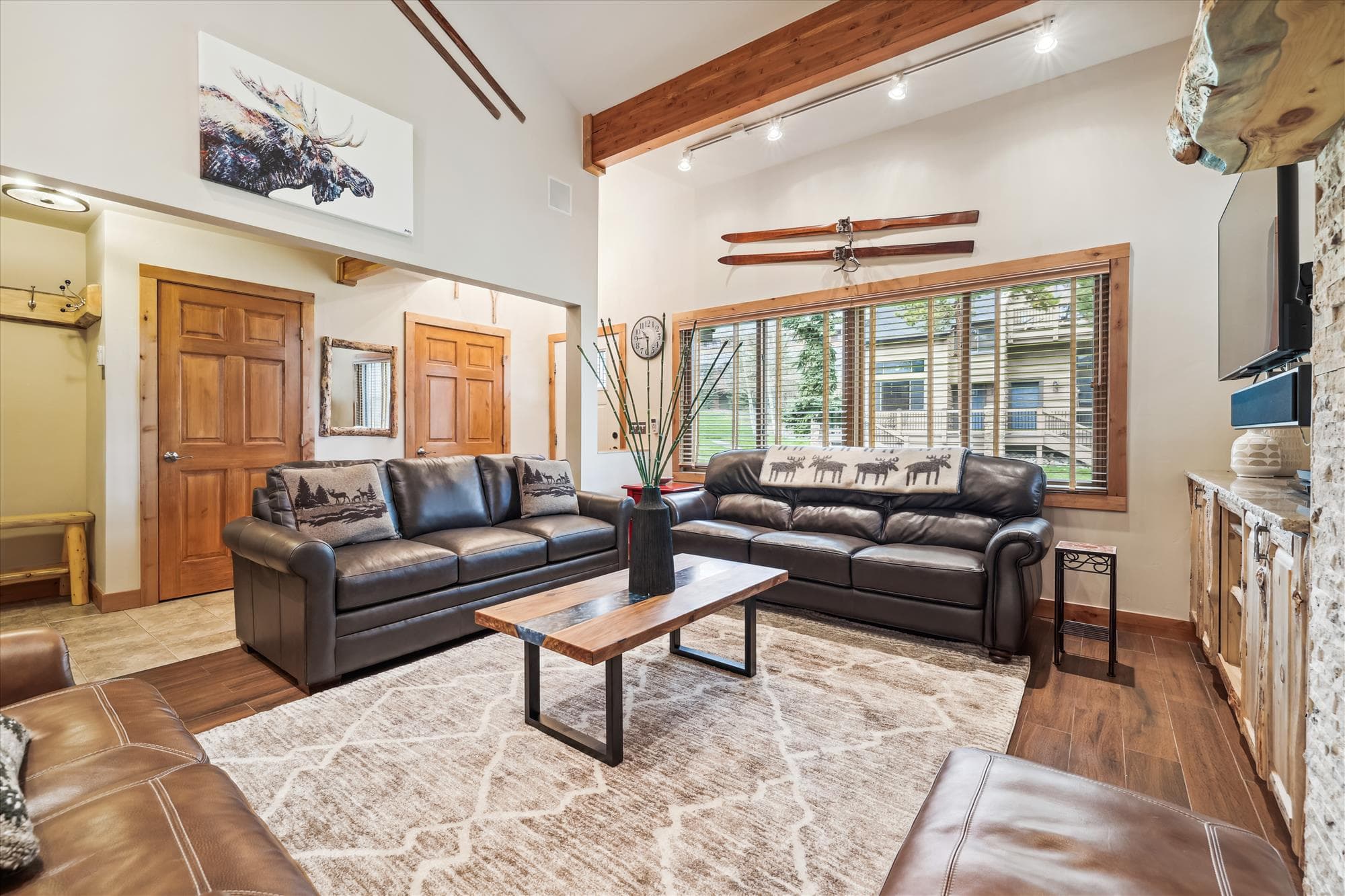 Living Area - Mopey Moose Hideout - Breckenridge Vacation Rental