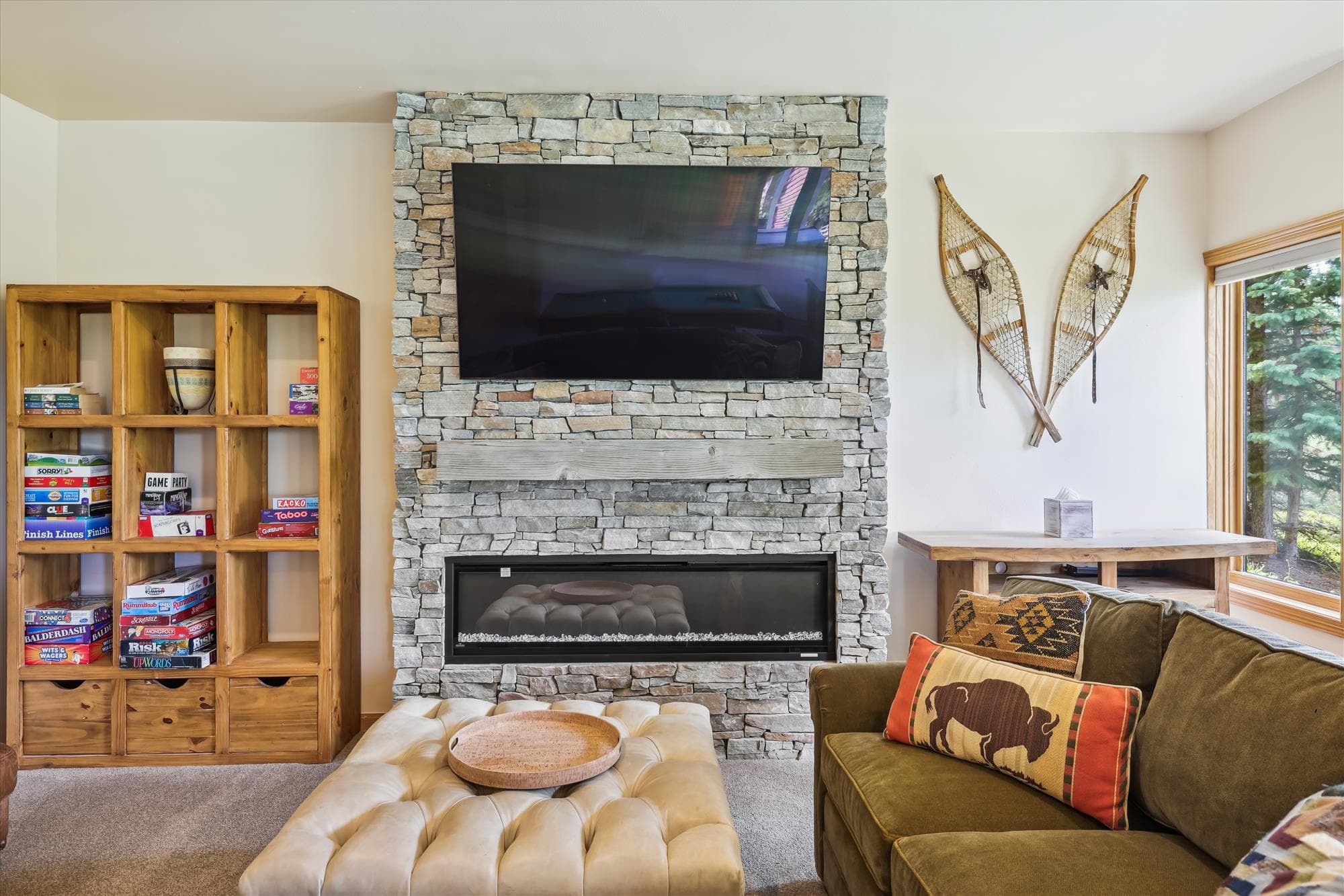 Living Area - Mountain View Lodge - Breckenridge Vacation Rental