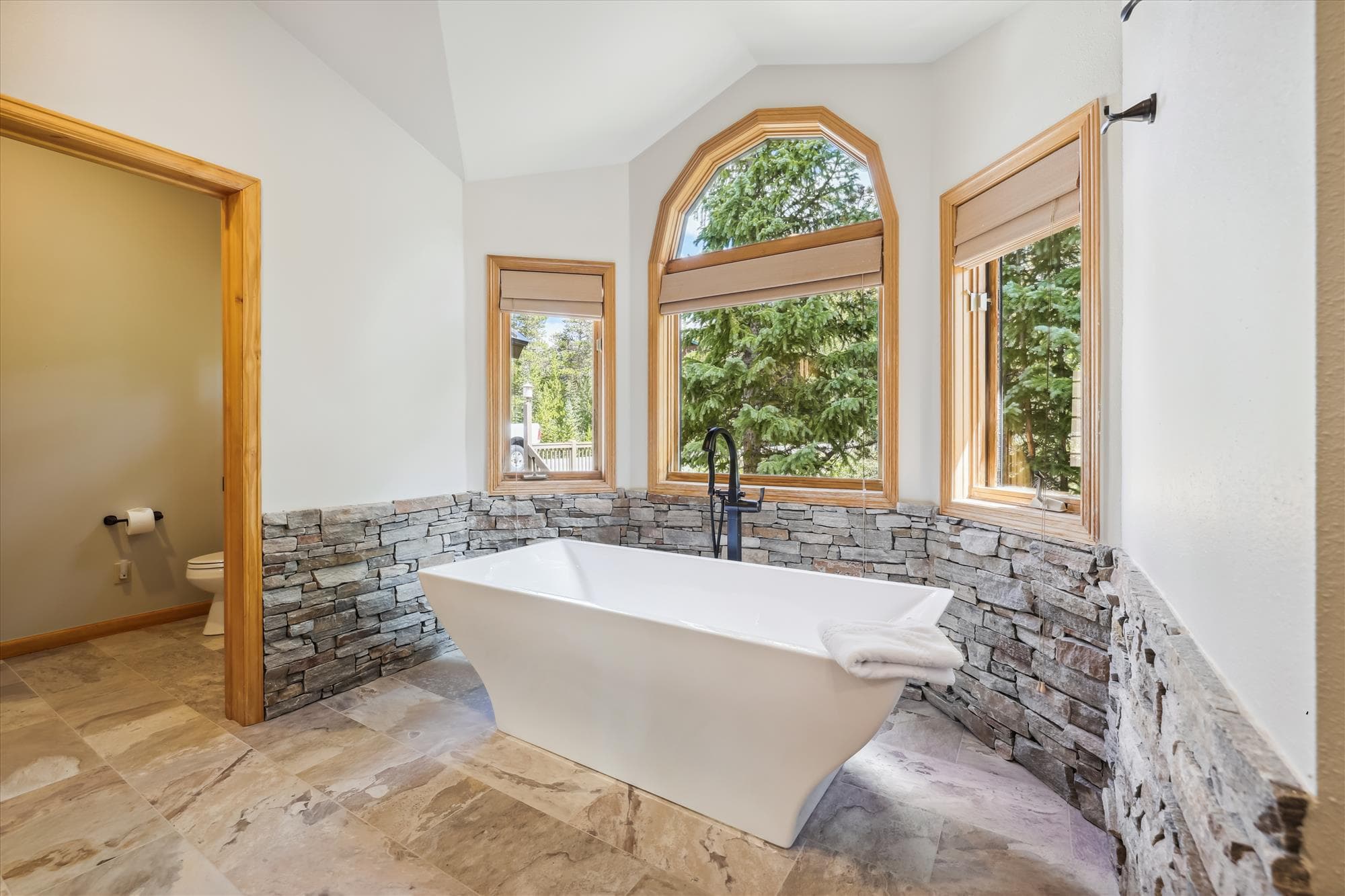 Bathroom - Mountain View Lodge - Breckenridge Vacation Rental