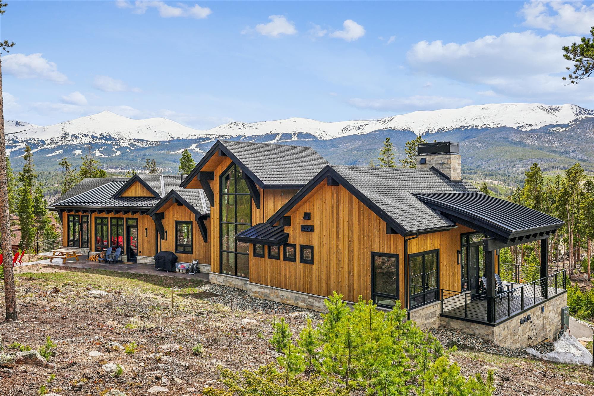 Exterior, The Crowne Summit, Breckenridge Vacation Rental
