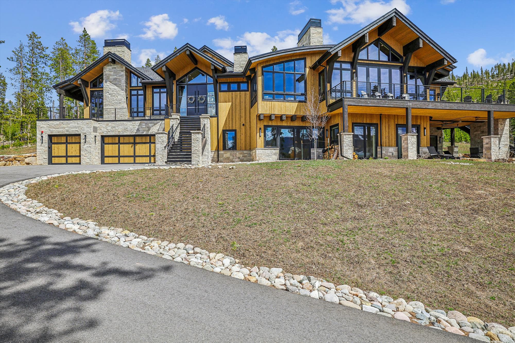 Exterior, The Crowne Summit, Breckenridge Vacation Rental