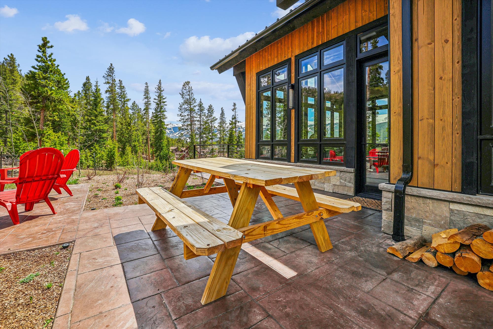 Exterior, The Crowne Summit, Breckenridge Vacation Rental