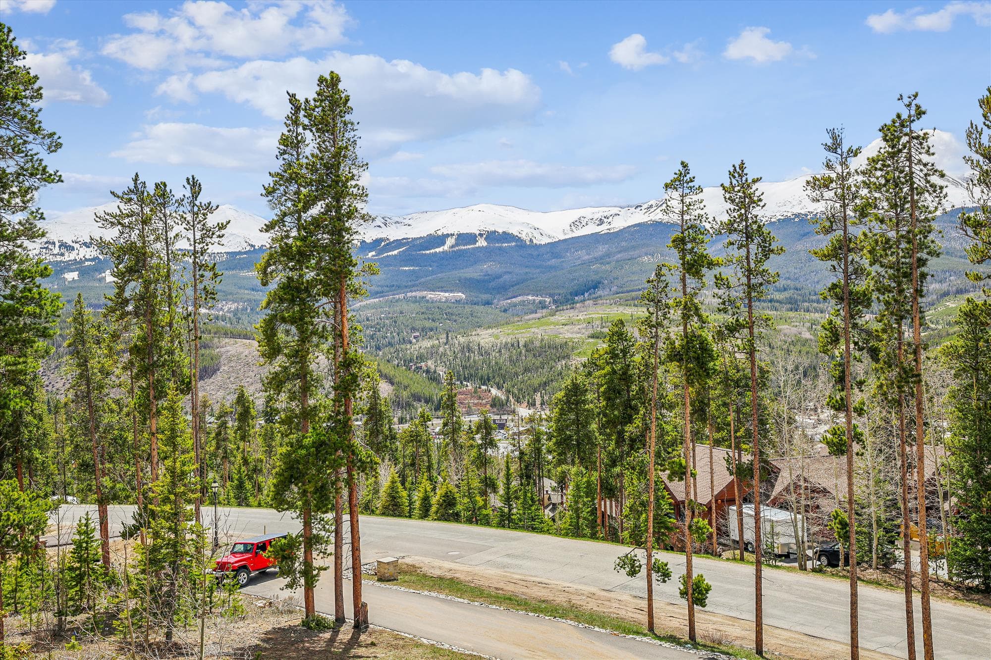 Exterior, The Crowne Summit, Breckenridge Vacation Rental