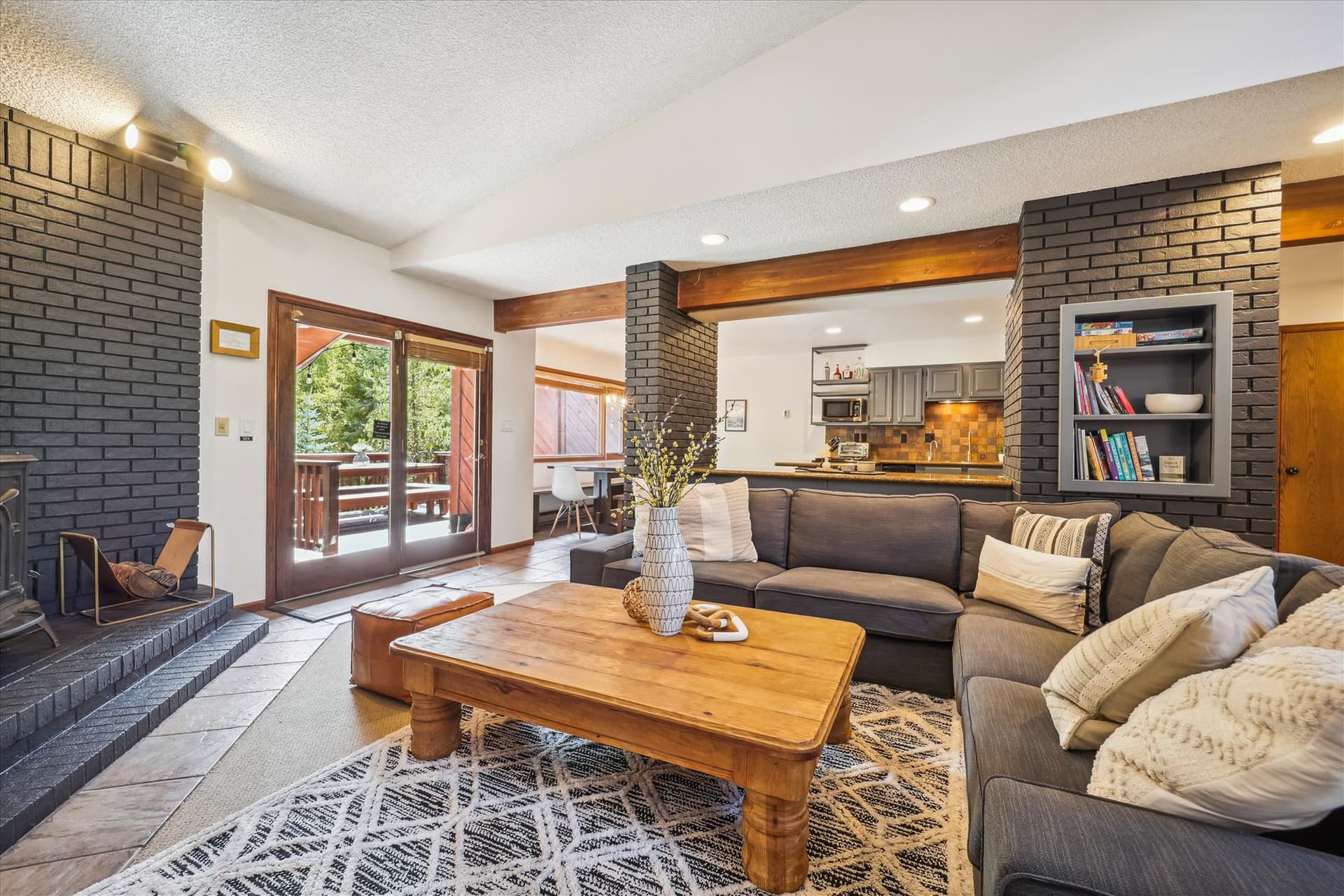 Living Room, Twins Getaway at Meadow Creek, Breckenridge Vacation Rental