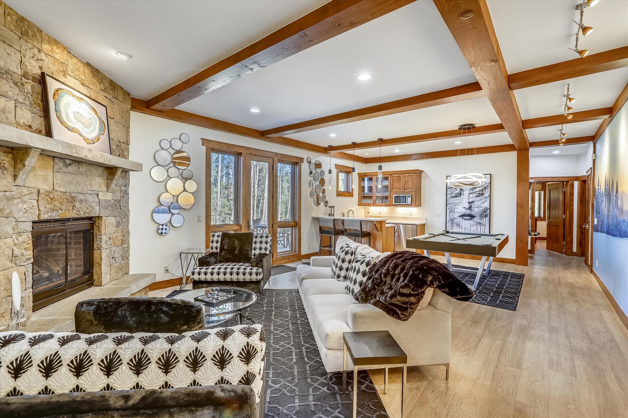 Living Area - Highlands Hideaway - Breckenridge Vacation Rental