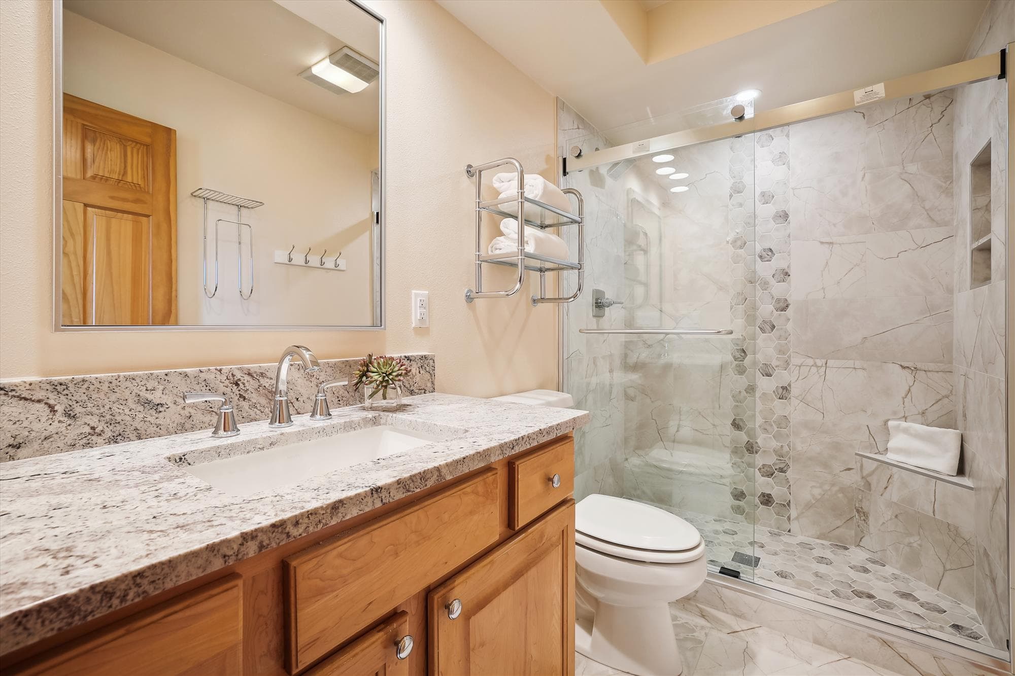 Bathroom - Mountain View Lodge - Breckenridge Vacation Rental