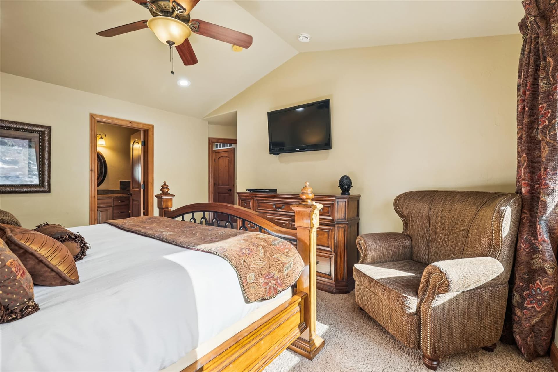 Bedroom - Lofty Fox Villa - Breckenridge Vacation Rental