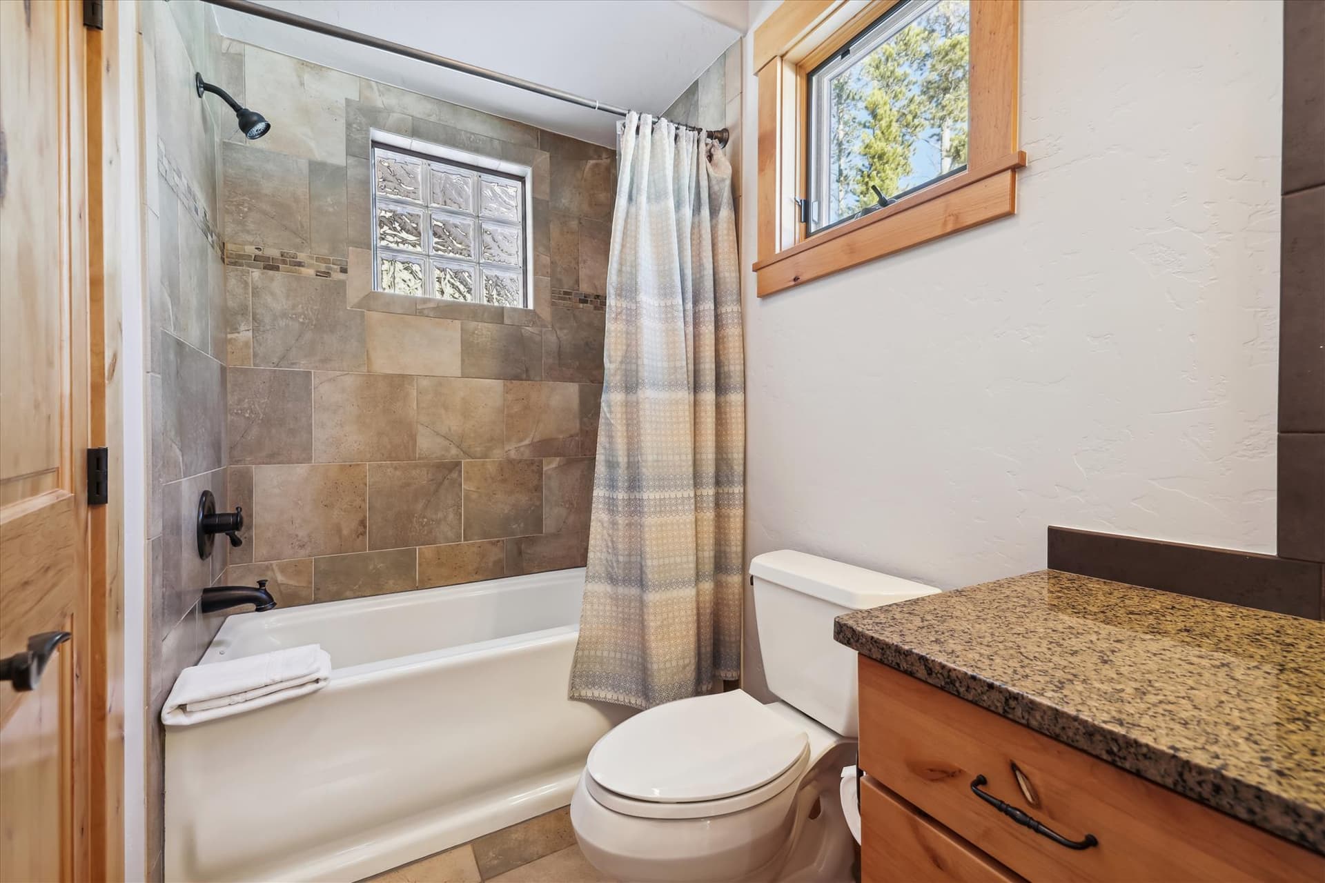 Bathroom - Lone Hand Lodge - Breckenridge Vacation Rental