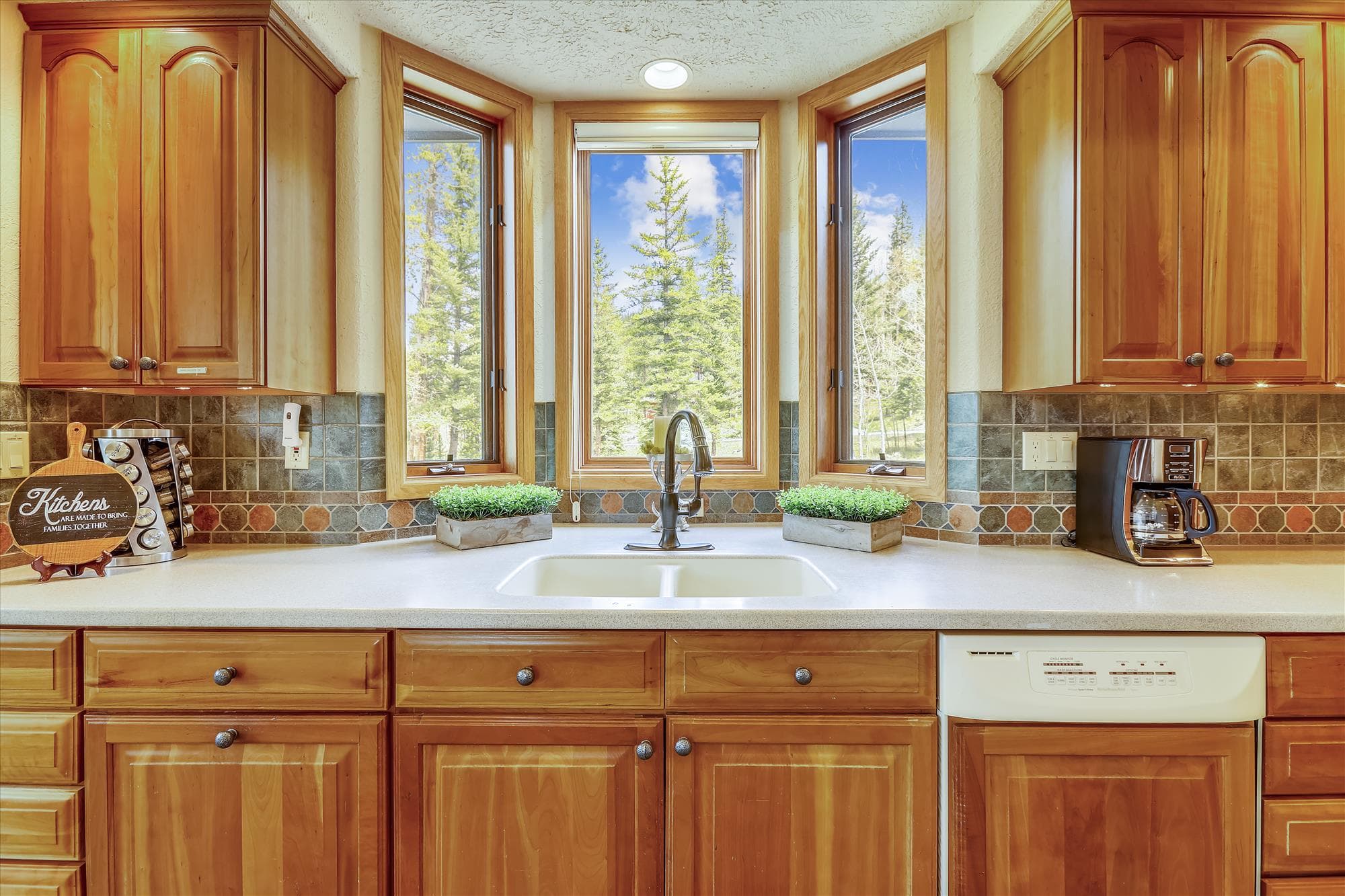 Kitchen - Evergreen Lodge - Breckenridge Vacation Rental