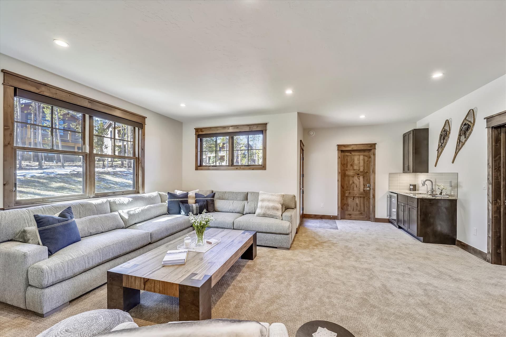 Living Area - Cocoa Cabin Breckenridge Vacation Rental