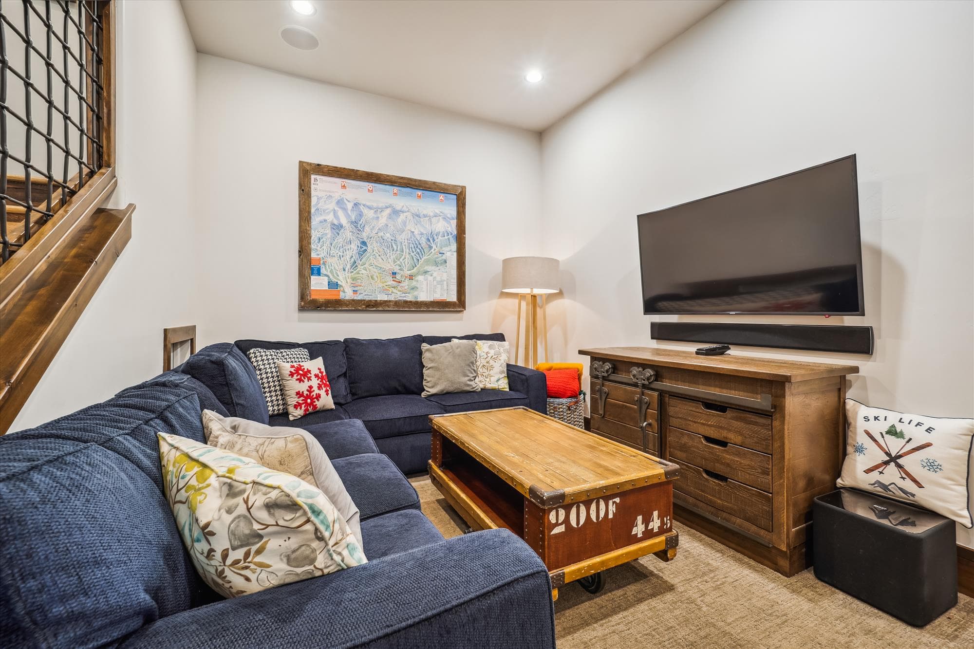 Living Area - Highwoods at Shock Hill - Breckenridge Vacation Rental